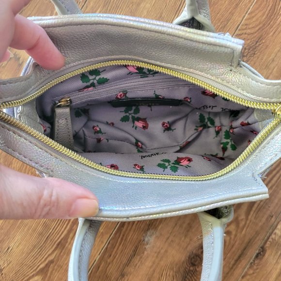 BETSEY JOHNSON Dreamworks Trolls Silver Gray Mini Bag Crossbody - Picture 3 of 9